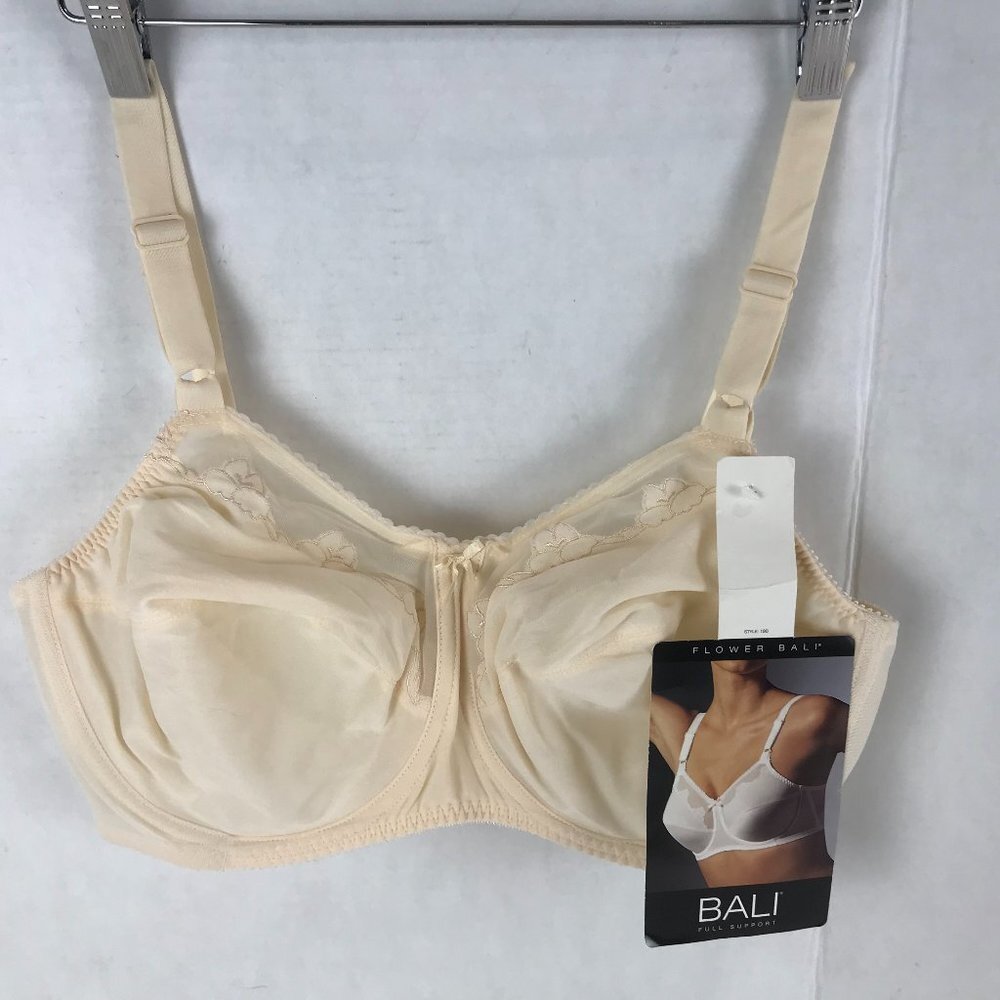 Lot of 2, Bali Flower Underwire Bras, NWT, Size 38 DD